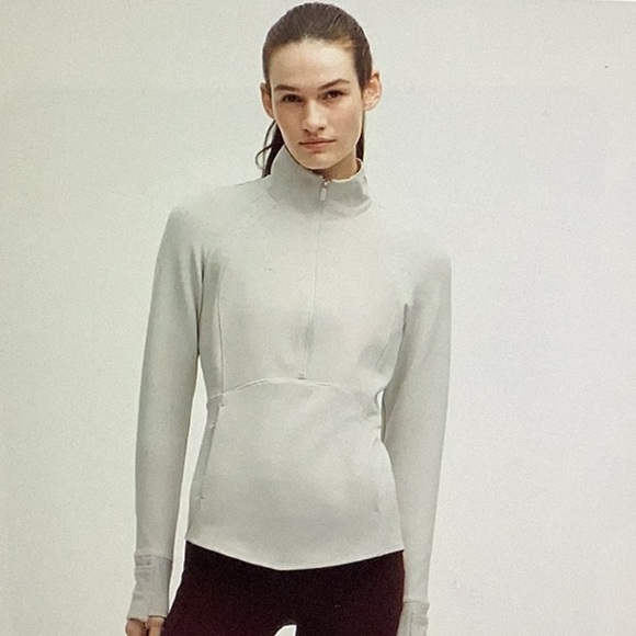 Lululemon Cold Weather Running Half Zip Women's Dove Grey High-Neck Top. - Picture 2 of 12